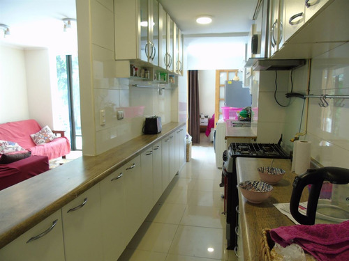 Depto En Venta De 4 Dorm , Con Patio 1er Piso. En La Reina