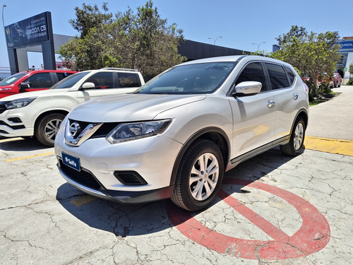 Nissan X-Trail 2.5 SENSE 4X2 CVT AT 5P