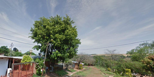 Casa En Venta - 2 Dormitorios 1 Baño - Cocheras - 185mts2 - Puerto Iguazu