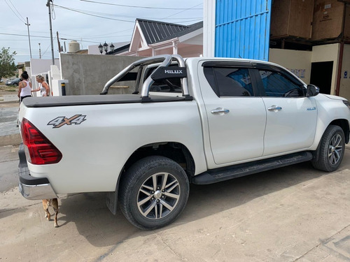 Toyota Hilux 2.8 Cd Srx 177cv 4x4 2018