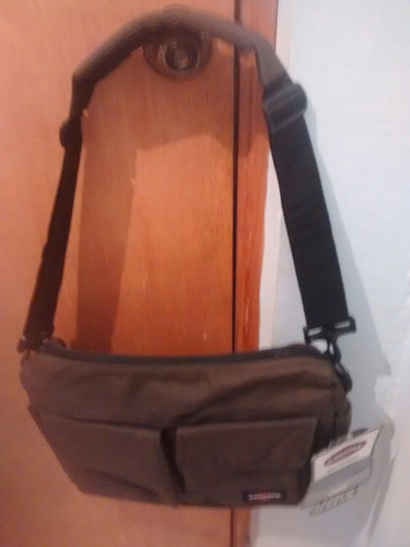 Porta Lapto Marca Eastpak