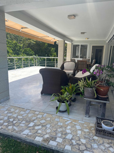 Ls Vendo Espectacular Casa En Cerro Verde Con Jardín