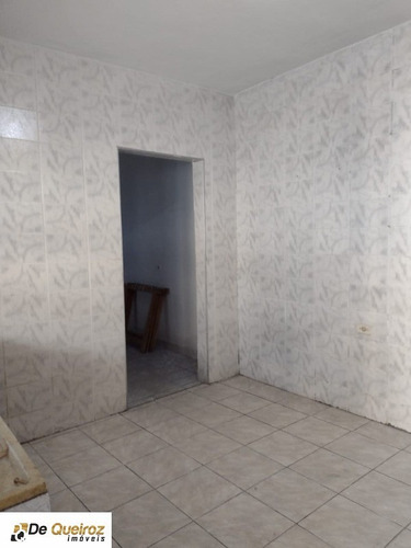 Imagem 7 de 10 de Casa Em Mongaguá , Jussara, Lado Morro , Murado, Rua Calçada, 1 Dormitório , Banheiro, Sala, Cozinha , Garagem ,quintal. - 6291 - 69557726