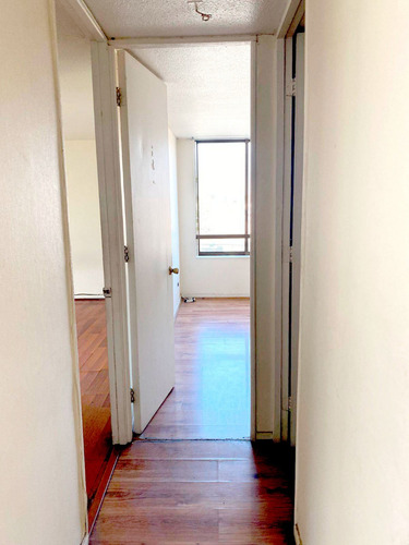 Arriendo De 2 Dormitorios Con Estacionamiento En Providencia