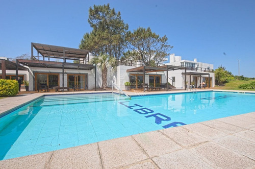 Imagen 25 de 28 de Apartamento En Venta - Pinares - Punta Del Este Mansa