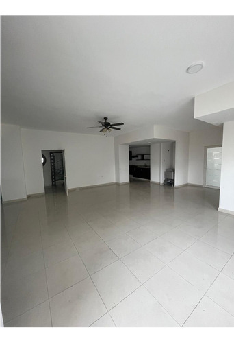 Amplio Departamento, Con Privilegiada Ubicacion Sobre Ave. Lazaro Cardenas En Monterrey