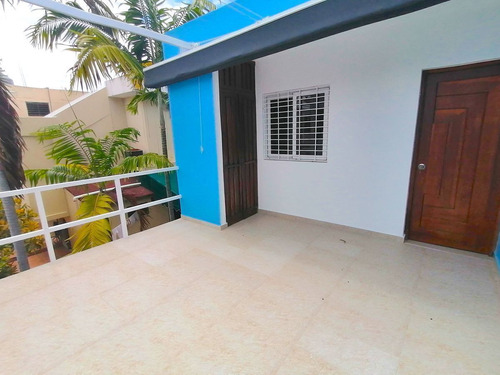 Casa En Venta En Los Cacicazgos