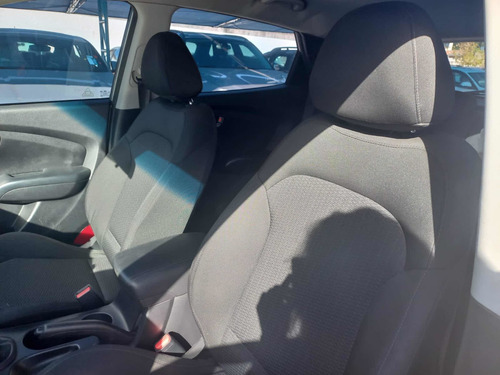 Imagen 7 de 13 de Hyundai Tucson 2016 2.0