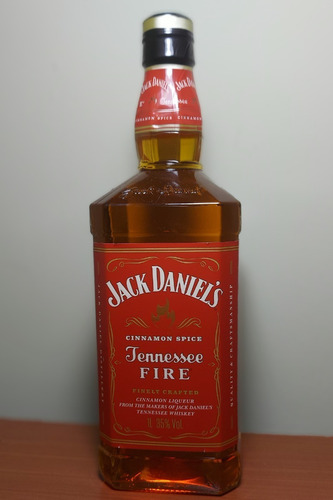 Whiskey Jack Daniels Fire Cinnamon