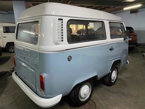 Mini Kombi