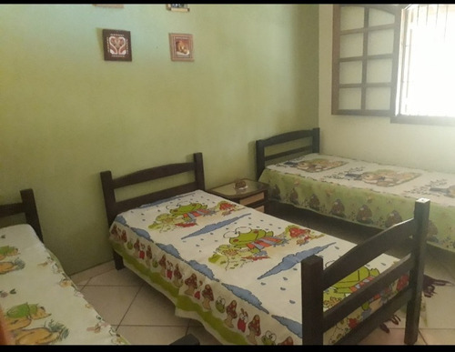 Imagem 21 de 25 de Chácara 1000 M2, Casa Sede, 4 Quartos, 1 Suite, 3 Banheiros, Ampla Cozinha, Churrasqueira, Forno A Lenha, Varanda, Piscina, Garagem Para 6 Carros - Ch00102 - 69689857