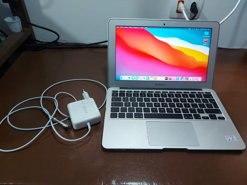 Macbook Air 11 - 2014