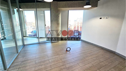 Oficina 166 M2 - Metro Los Leones A 1 Cuadra Edificio Leed