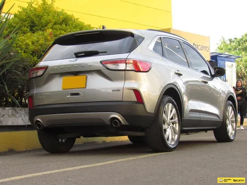 Ford Escape 2.5 Titanium Hev Tp 4x4
