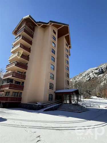 Termas De Chillandepartamento En Venta, 2 Dorm, 2 Baños 1est
