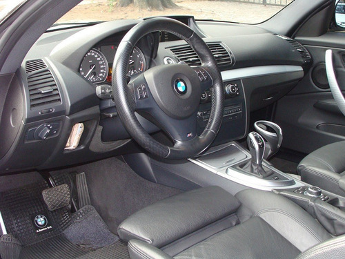 Imagen 7 de 15 de Bmw 135i Aut High Performance 2011 N55 47.000km Cub. Nuevas