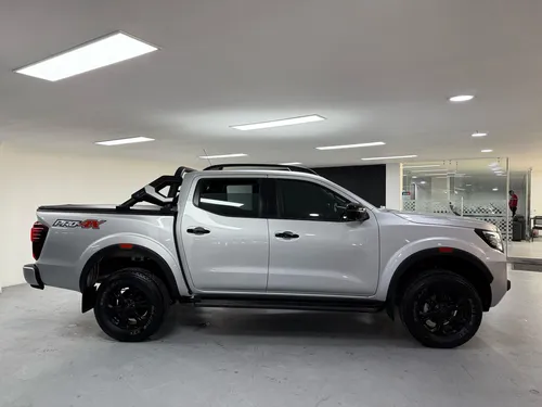 Nissan Frontier 2.5 Pro4X 4X4 At