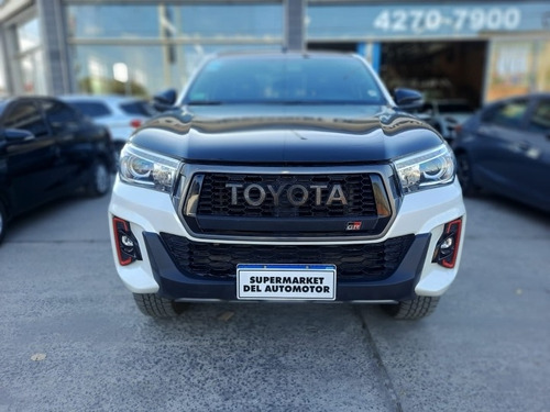 Imagen 10 de 17 de Toyota Hilux V6 Gr-s