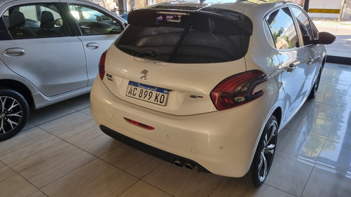Imagen 7 de 16 de Peugeot 208 2018 1.6 Gt Thp