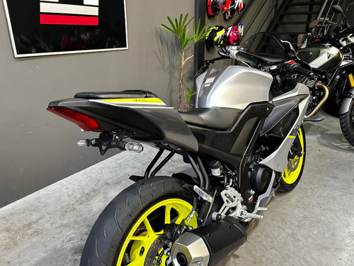 Yamaha Yzf R15 2024 - Único Dono - Baixa Km