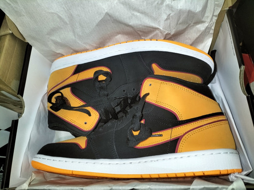 Tenis Air Jordan 1 Mid Black Orange Talla 29cm