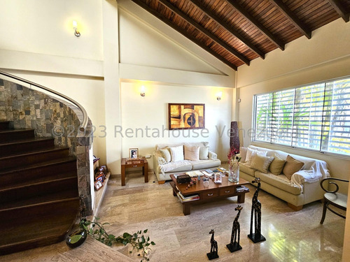 # Lujosa Casa En Venta Al Este Barquisimeto,lara Eo