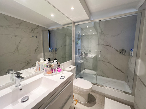 Departamento En Venta 4d + 3b Amplio E Iluminado