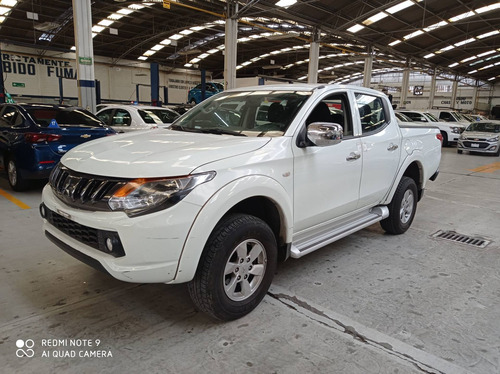 Imagen 14 de 14 de Mitsubishi L200 2018 2.4 Cabina Doble 4x2 Mt