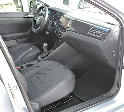Volkswagen Virtus Comfortline Se 1.0 T Automatico Sedan Fa
