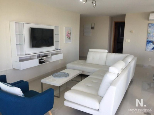 Apartamento En Venta Y Alquiler Temporario Playa Mansa 3 Dormitorios