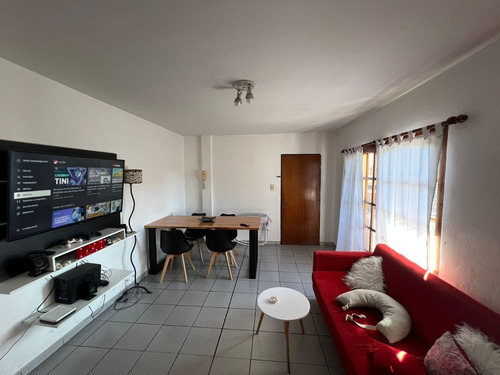 Imagen 4 de 12 de Lindo Departamento 3 Ambientes En Buena Ubicacion