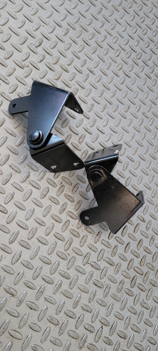 2 Bisagras Respaldo Asiento Tras Ford Focus Lx 2.0 Aut 00/07 (Usado)
