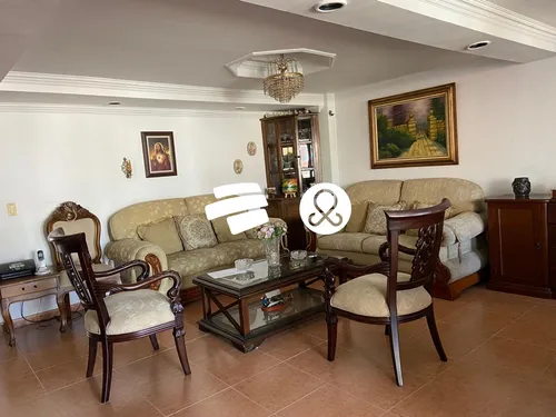 Apartamento En Venta En Edificio Laureles