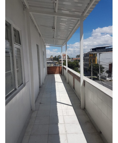 Oficinas Y/o Consultorios Barrio Ciudad Berna, Bogota