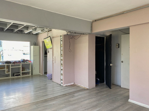 Imagen 8 de 12 de En Arriendo Oficina En Segundo Piso Salvador / Rancagua