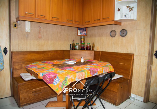 Casa En Venta, Cip, 7 D Y 6 B Las Condes Metro Los Dominicos