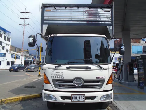Camión Hino Fc 500 Light