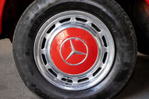 Imagem 6 de 12 de Mercedes Benz W114 280