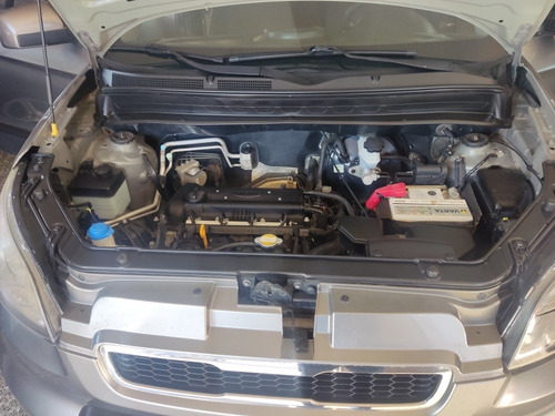 Imagen 9 de 11 de Kia Soul 2011 1.6 Classic 5mt