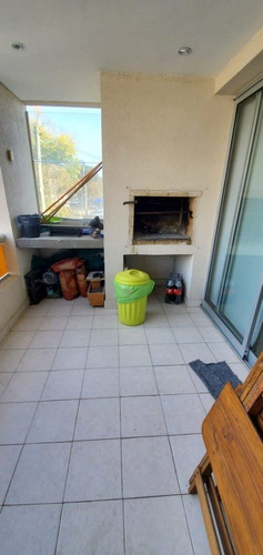 Imagen 5 de 10 de Semipiso De 2 Ambientes En San Lorenzo Y Dorrego