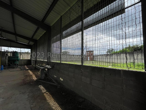 Gran Galpon En Venta De 17542mts Ubicado En Zona Industrial De Santa Cruz De Aragua Rah 24-1689