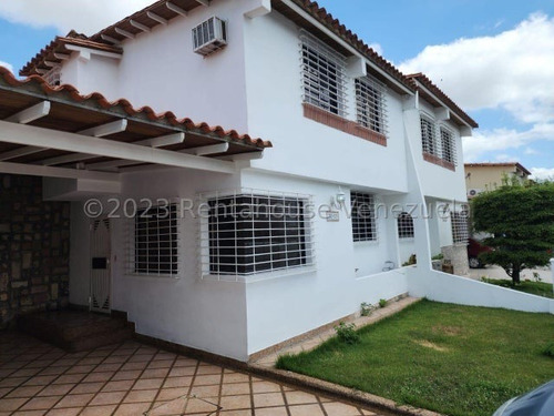 Imagen 1 de 30 de Casa En Alquiler En Cabudare 23-26604 Susana Arrieche