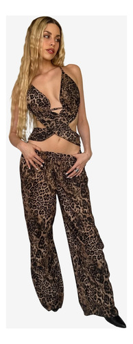 Blusa Mil Usos Animal Print Top Feline