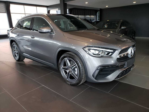 Mercedes Benz Gla200 Con Kit Amg Line 2021