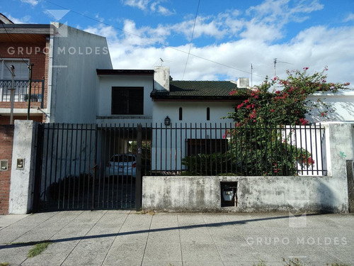 Imagen 2 de 30 de Casa - Tablada