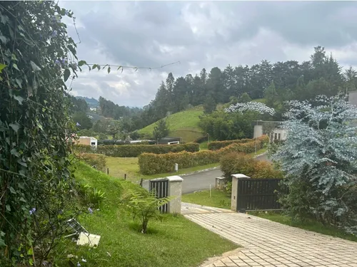 Casa Exclusiva Amoblada En Arriendo En Condominio Via D Diego La Ceja