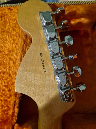 Fender Yngwie Malmsteen Usa Destro Amarelo Madeira De Bordo (Usado)