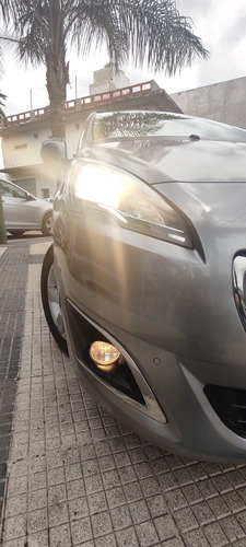 Imagen 7 de 20 de Peugeot 5008 2014 1.6 Feline Tiptronic 156cv