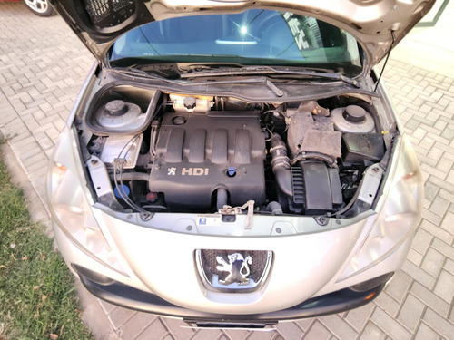 Peugeot 207 2.0 Sedan Xt Hdi