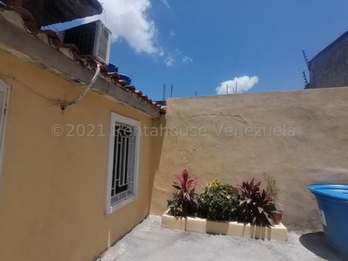 Imagen 26 de 30 de Casas En Venta La Mora Cabudare 22-4176 /m